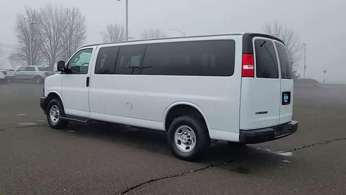 2023 Chevrolet Express 3500 LS