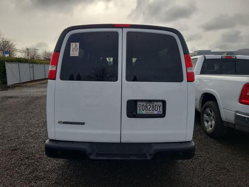 2023 Chevrolet Express 3500 LS