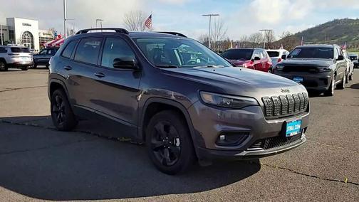 2023 Jeep Cherokee Altitude