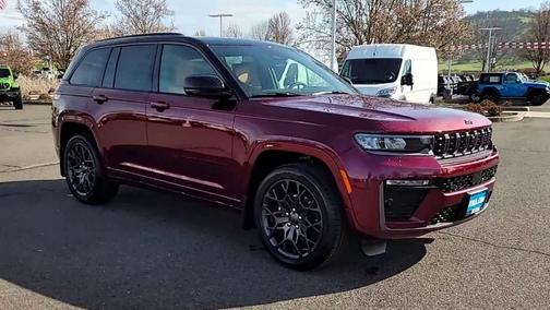 velvet red pearlcoat 2026 Jeep Grand Cherokee Summit