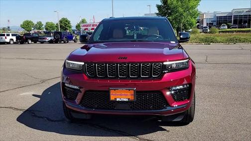 2025 Jeep Grand Cherokee Summit