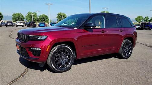 2025 Jeep Grand Cherokee Summit