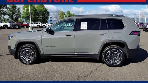Sting-Gray Clearcoat 2026 Jeep Cherokee Limited
