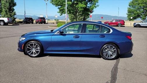 2021 BMW 330 i