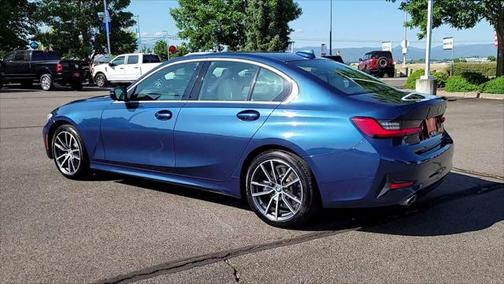 2021 BMW 330 i