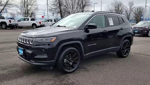 2022 Jeep Compass Latitude Lux
