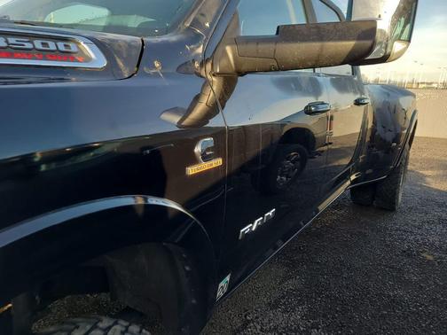 2019 RAM 3500 Laramie