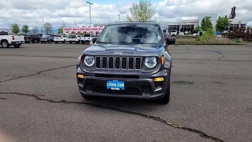 Graphite Gray 2023 Jeep Renegade Latitude