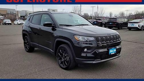 Diamond Black Crystal Pearlcoat 2026 Jeep Compass Sport