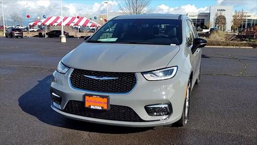 2025 Chrysler Pacifica L