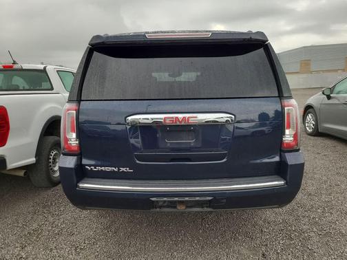 2017 GMC Yukon XL Denali