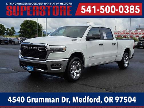 Bright White Clearcoat 2026 RAM 1500 Big Horn/Lone Star