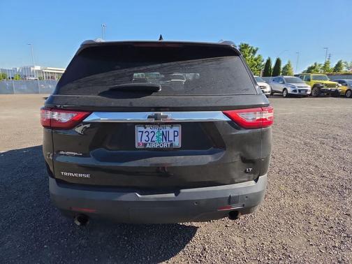 Mosaic Black Metallic 2018 Chevrolet Traverse LT Leather