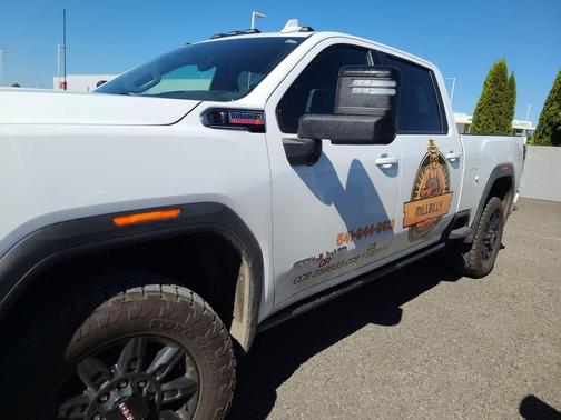 2024 GMC Sierra 2500 AT4