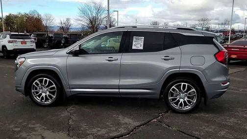 2023 GMC Terrain Denali