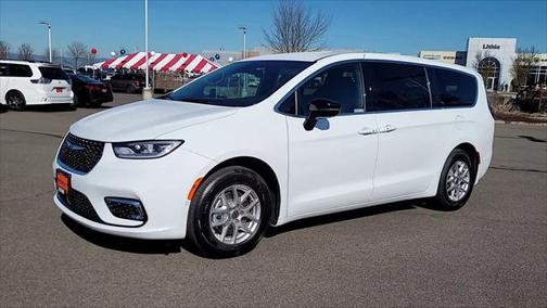 2025 Chrysler Pacifica L