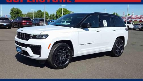 Bright White Clearcoat 2026 Jeep Grand Cherokee Summit