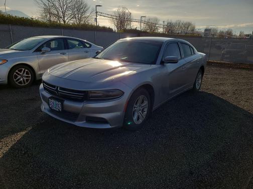2015 Dodge Charger SE