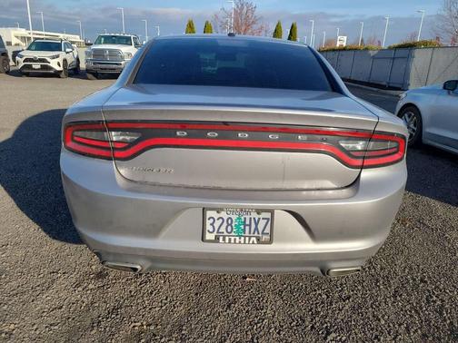 2015 Dodge Charger SE