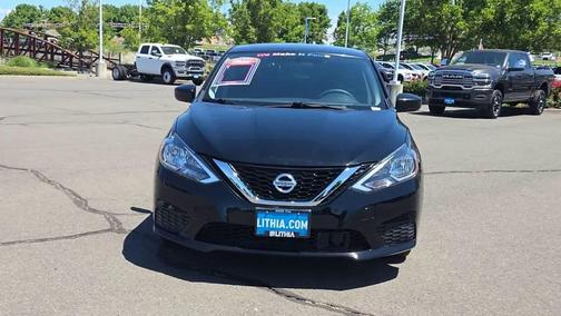 Super Black 2018 Nissan Sentra SV