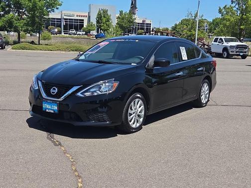 Super Black 2018 Nissan Sentra SV