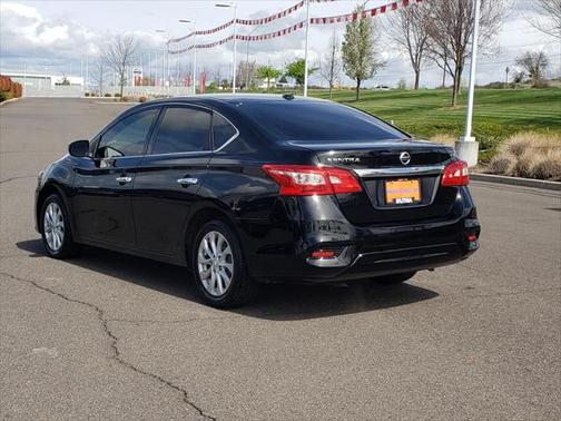 Super Black 2018 Nissan Sentra SV