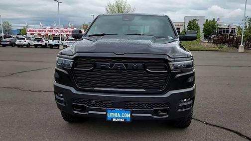 Diamond Black Crystal Pearlcoat 2026 RAM 1500 Warlock