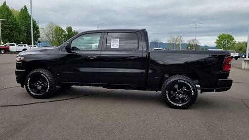 Diamond Black Crystal Pearlcoat 2026 RAM 1500 Warlock