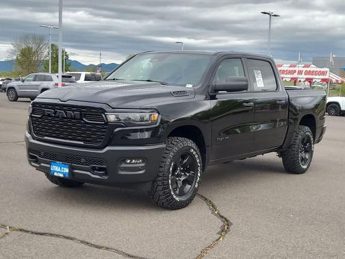 Diamond Black Crystal Pearlcoat 2026 RAM 1500 Warlock