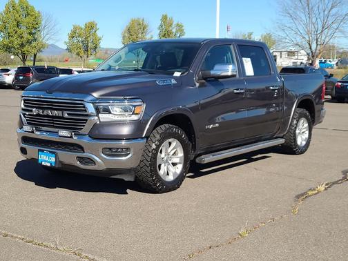 Granite Crystal Metallic Clearcoat 2022 RAM 1500 Laramie
