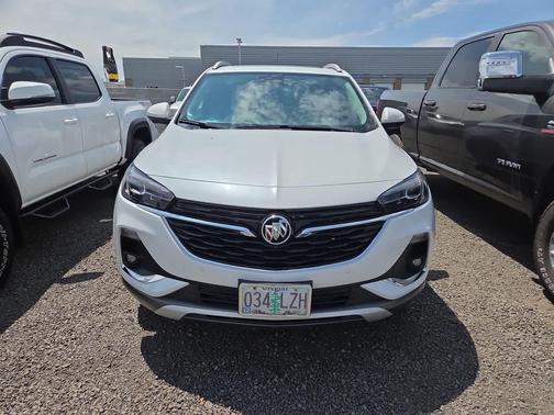White Frost Tricoat 2021 Buick Encore GX Essence
