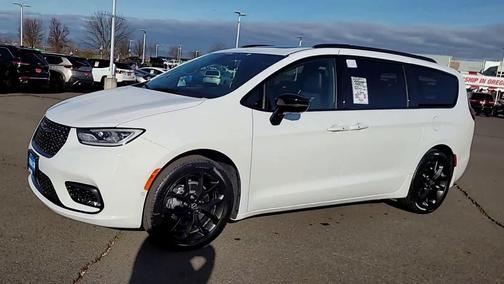 2026 Chrysler Pacifica Limited