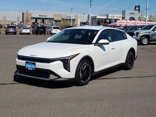 Snow White Pearl 2025 Kia K4 EX