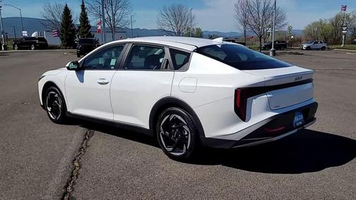 Snow White Pearl 2025 Kia K4 EX