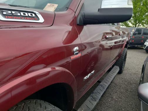 Delmonico Red Pearlcoat 2022 RAM 2500 Laramie