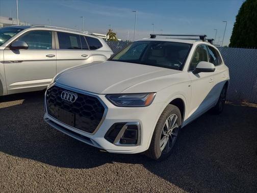2024 Audi Q5 45 S line Premium Plus