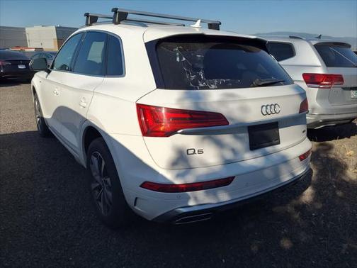 2024 Audi Q5 45 S line Premium Plus