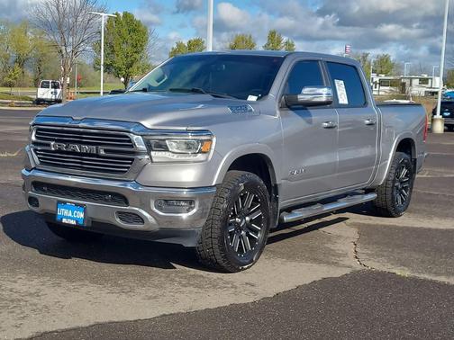Billet Silver Metallic Clearcoat 2019 RAM 1500 Laramie