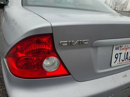 2005 Honda Civic HX
