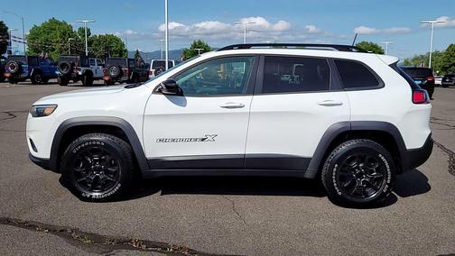 2022 Jeep Cherokee X