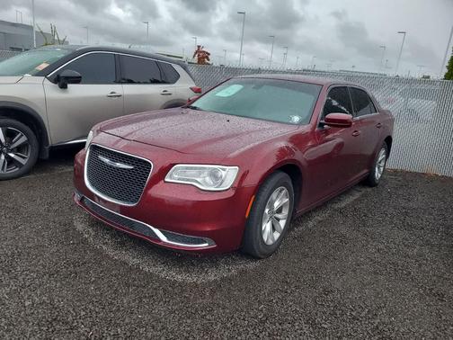 2016 Chrysler 300 Limited