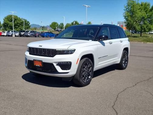 2025 Jeep Grand Cherokee Summit