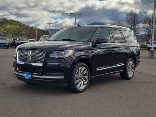 2023 Lincoln Navigator Reserve
