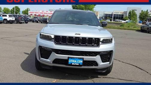 silver zynith 2026 Jeep Grand Cherokee Summit