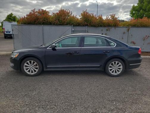 2013 Volkswagen Passat 2.5 SEL Premium
