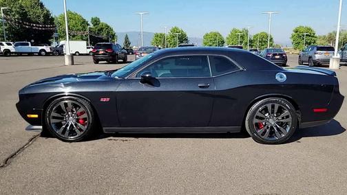 2013 Dodge Challenger SRT8
