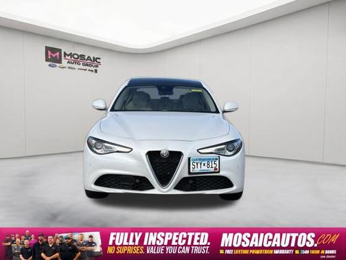 Trofeo White Tri-Coat 2019 Alfa Romeo Giulia Ti Lusso