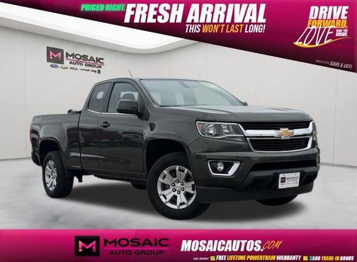 Deepwood Green Metallic 2018 Chevrolet Colorado LT