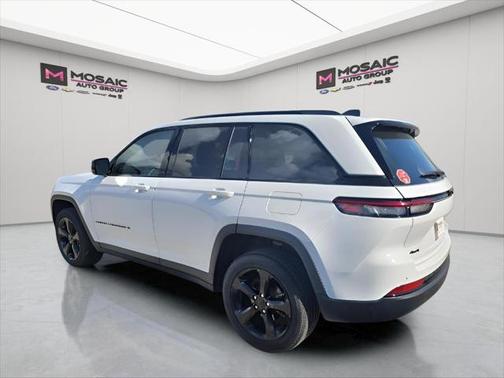 2024 Jeep Grand Cherokee Altitude