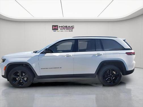 2024 Jeep Grand Cherokee Altitude